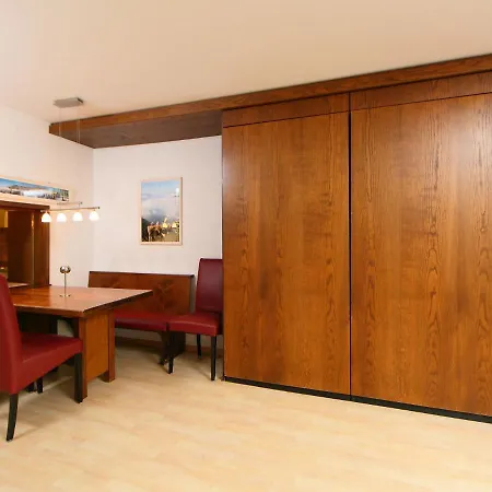 Ringstrasse - Utoring-14 By Interhome Apartman